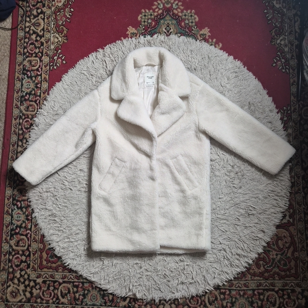 Abercrombie & Fitch Cream Teddy Coat